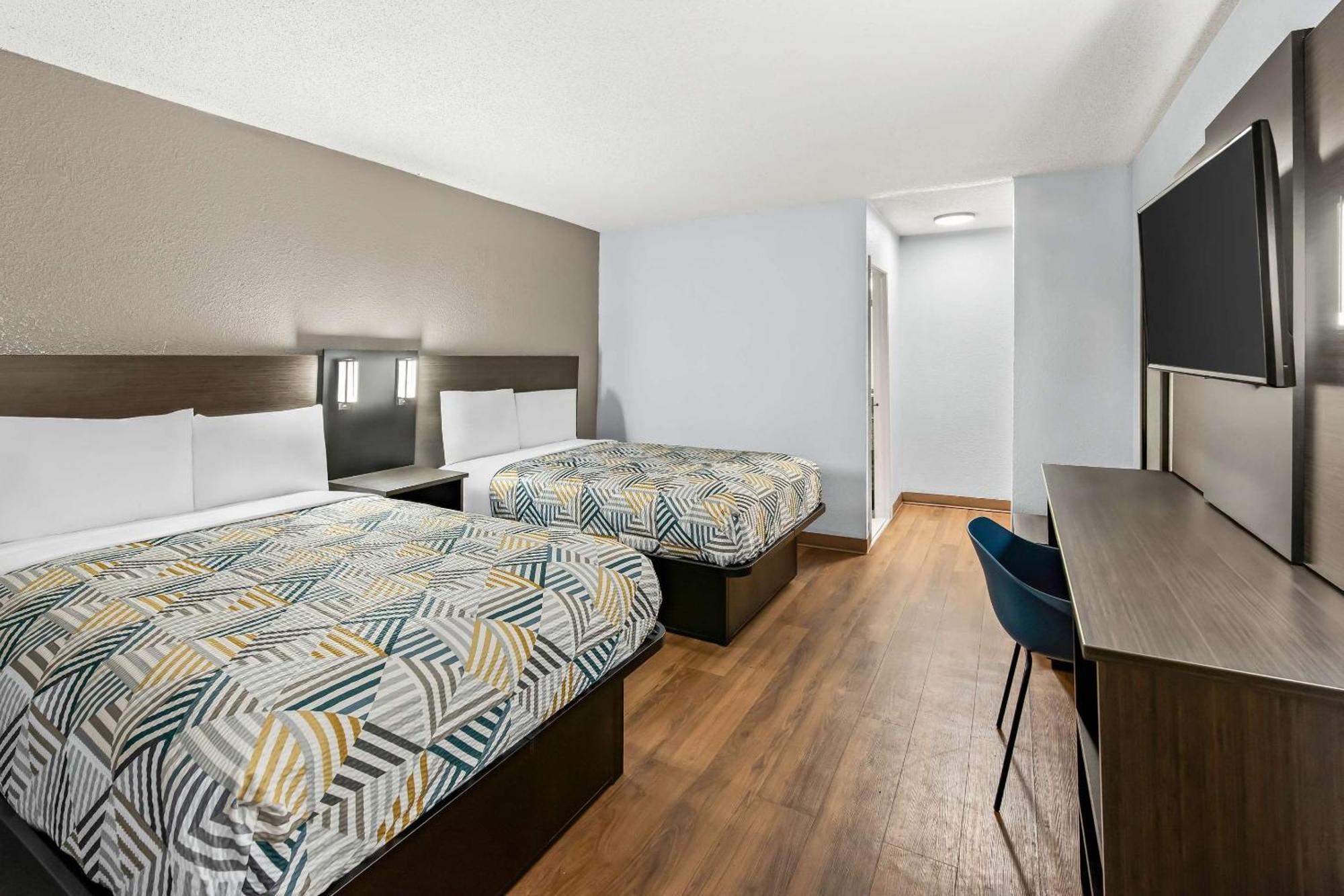 Motel 6 Lester - Philadelphia Airport Экстерьер фото