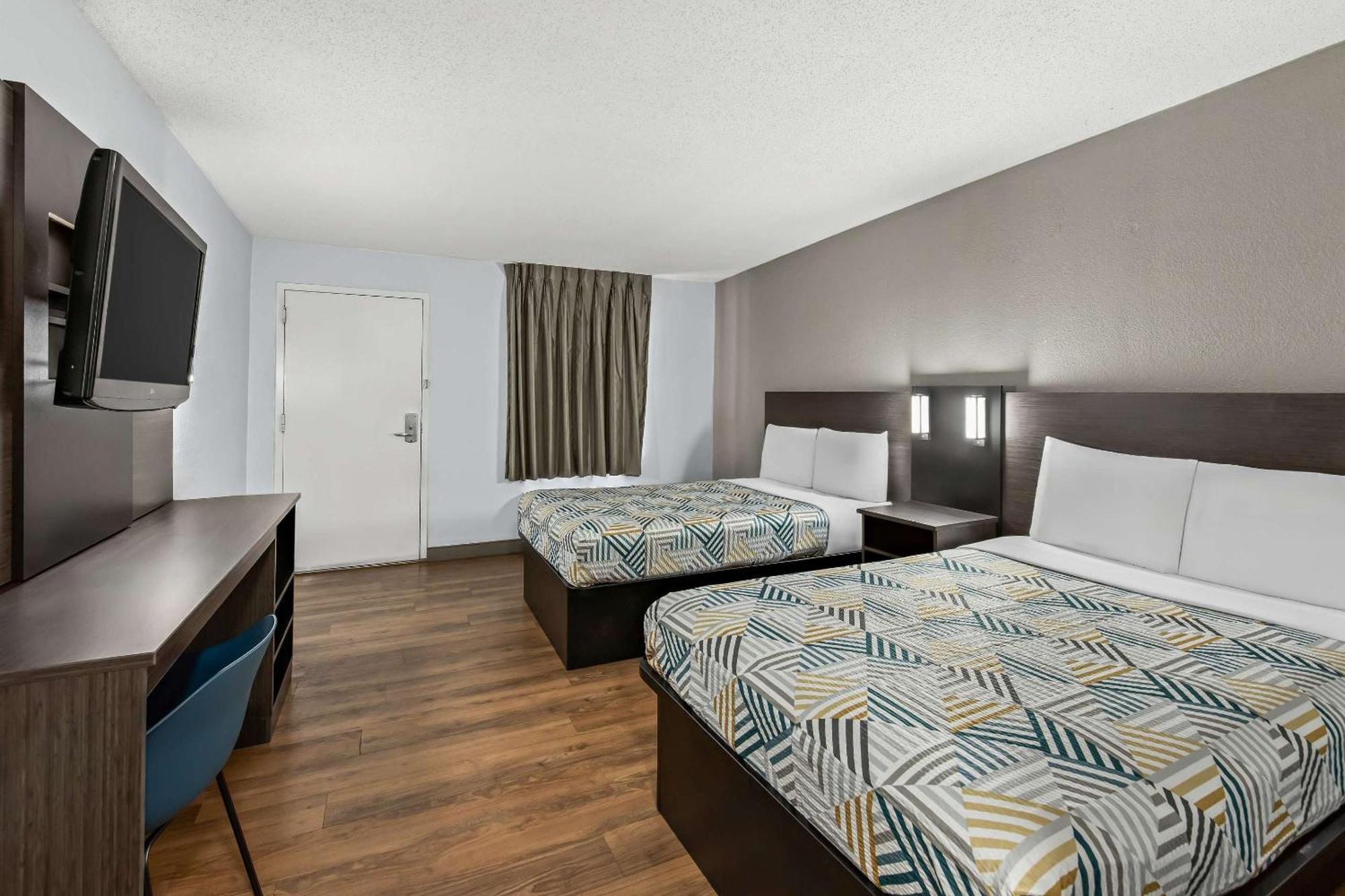 Motel 6 Lester - Philadelphia Airport Экстерьер фото
