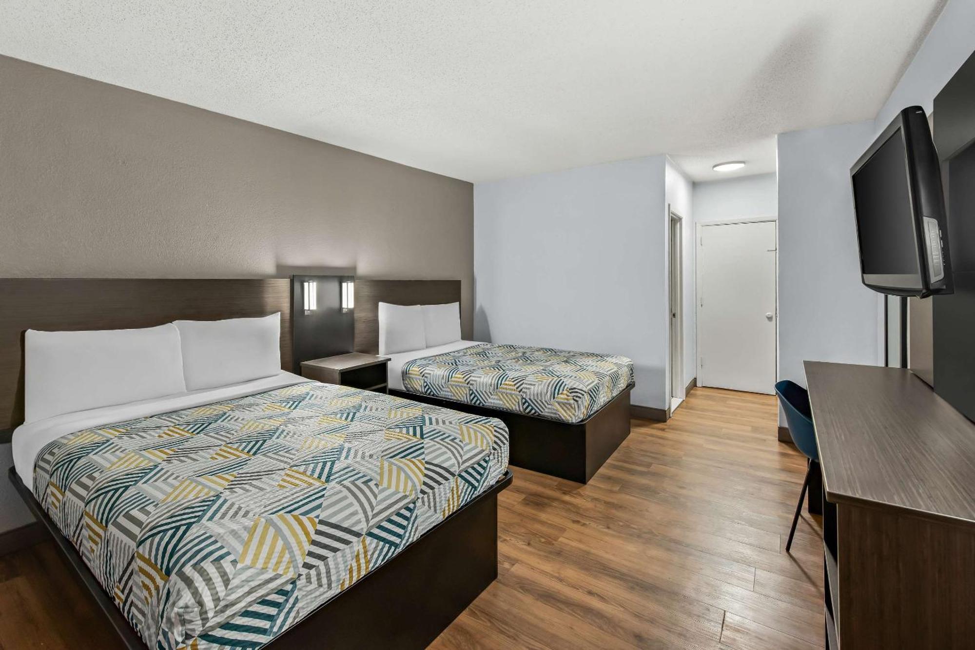 Motel 6 Lester - Philadelphia Airport Экстерьер фото