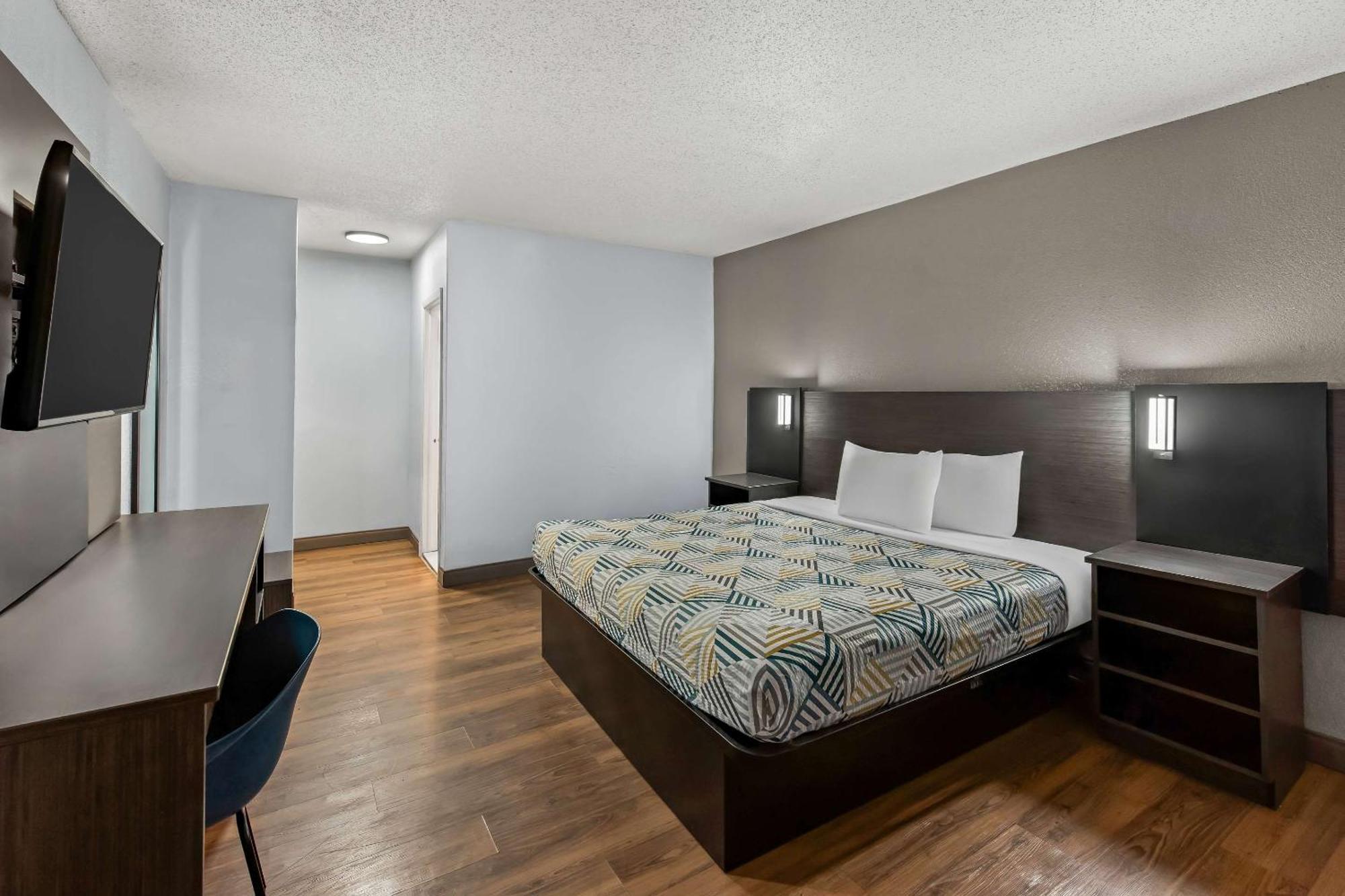 Motel 6 Lester - Philadelphia Airport Экстерьер фото